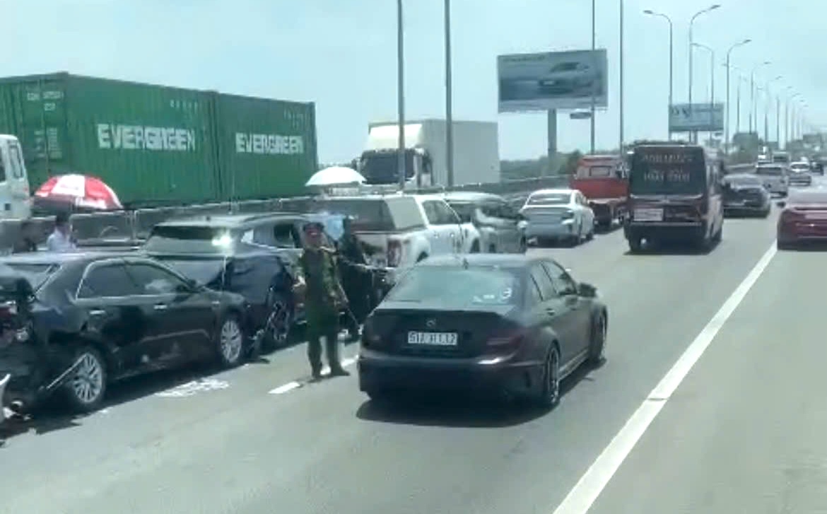 Es el lugar del accidente en la autopista Longcheng-Giai. El corto de un clip