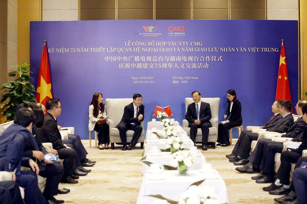Lanh dao VTV va CMG trao doi ve mot so hoat dong truyen thong