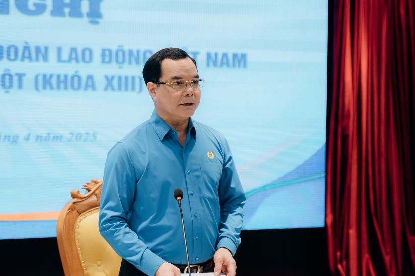 El Comisionado Central del Partido, el Presidente de la Junta de Gobierno de Vietnam, Nguyen Dinh Khang, presidio la XI Conferencia, XIII periodo de la Junta de Gobierno de Vietnam. Imagen: El templo