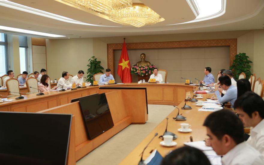 The drafting of the Prime Minister's decision on environmental criteria; Confirmation for projects granted green credit, issuing green bonds. Photo: Minh Khoi