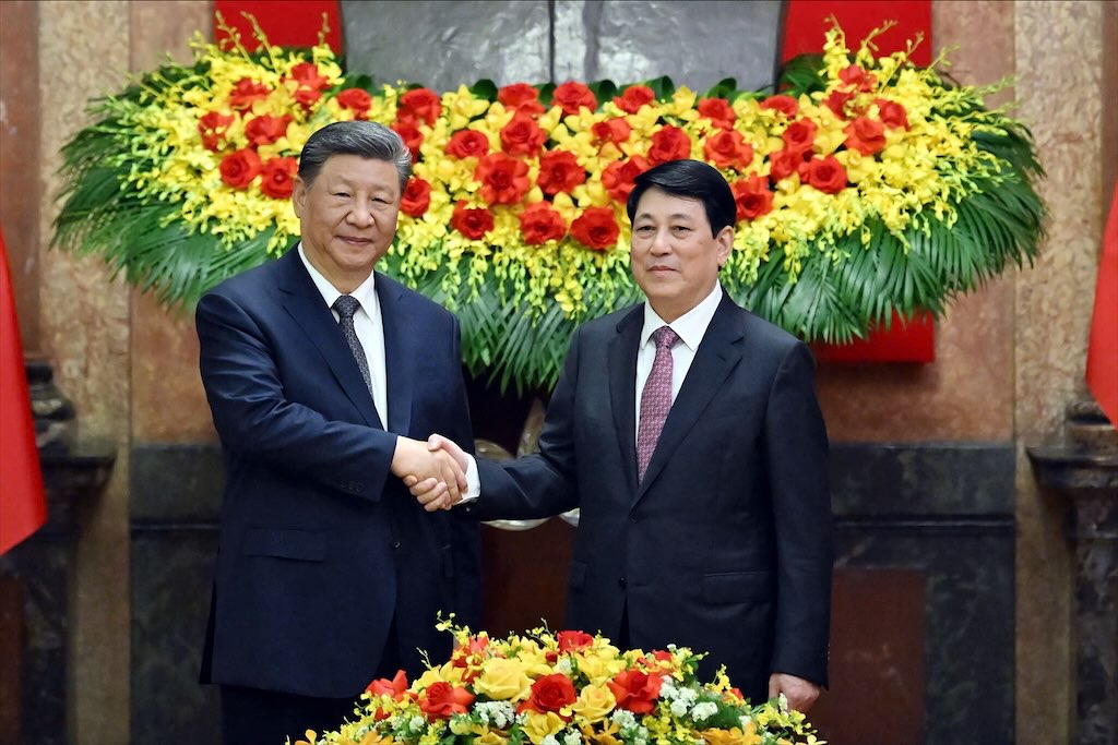 Member of the Politburo, President Luong Cuong and General Secretary, President of China Xi Jinping. Photo: Hai Nguyen
