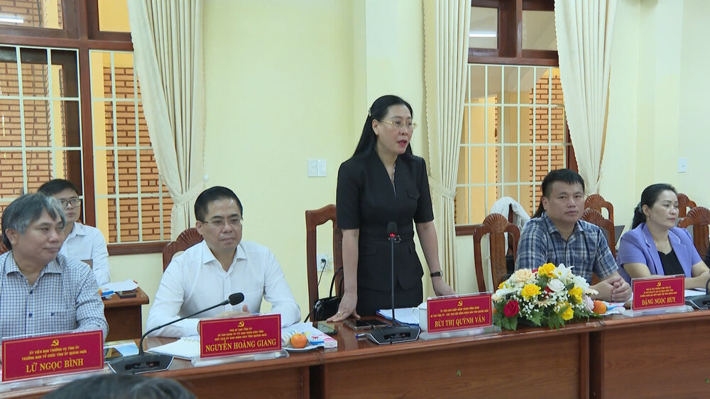 Ms. Bui Thi Quynh Van - Secretary of Quang Ngai Provincial Party Committee spoke at the Conference. Photo: Son Ca.