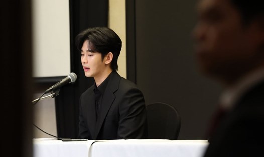 Kim Soo Hyun. Ảnh: Cắt clip.