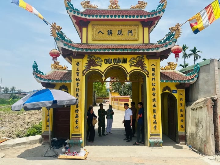 The area detects the body of a newborn baby. Photo: Hai Phong City Police