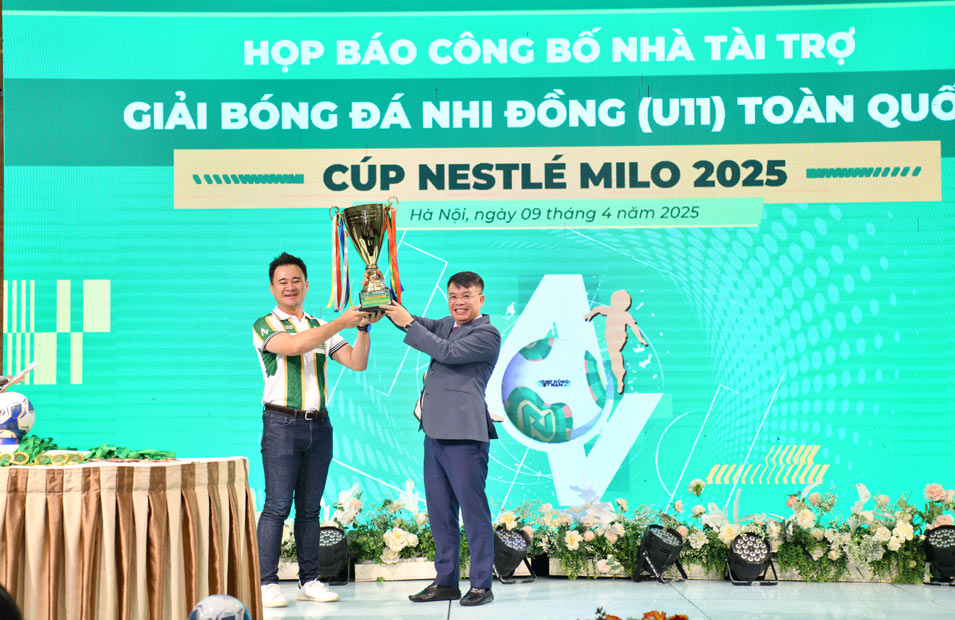 The press conference announced the sponsor of the Children's Football Tournament (U11) nationwide Nestle Milo Cup 2025. Photo: DN Supply
