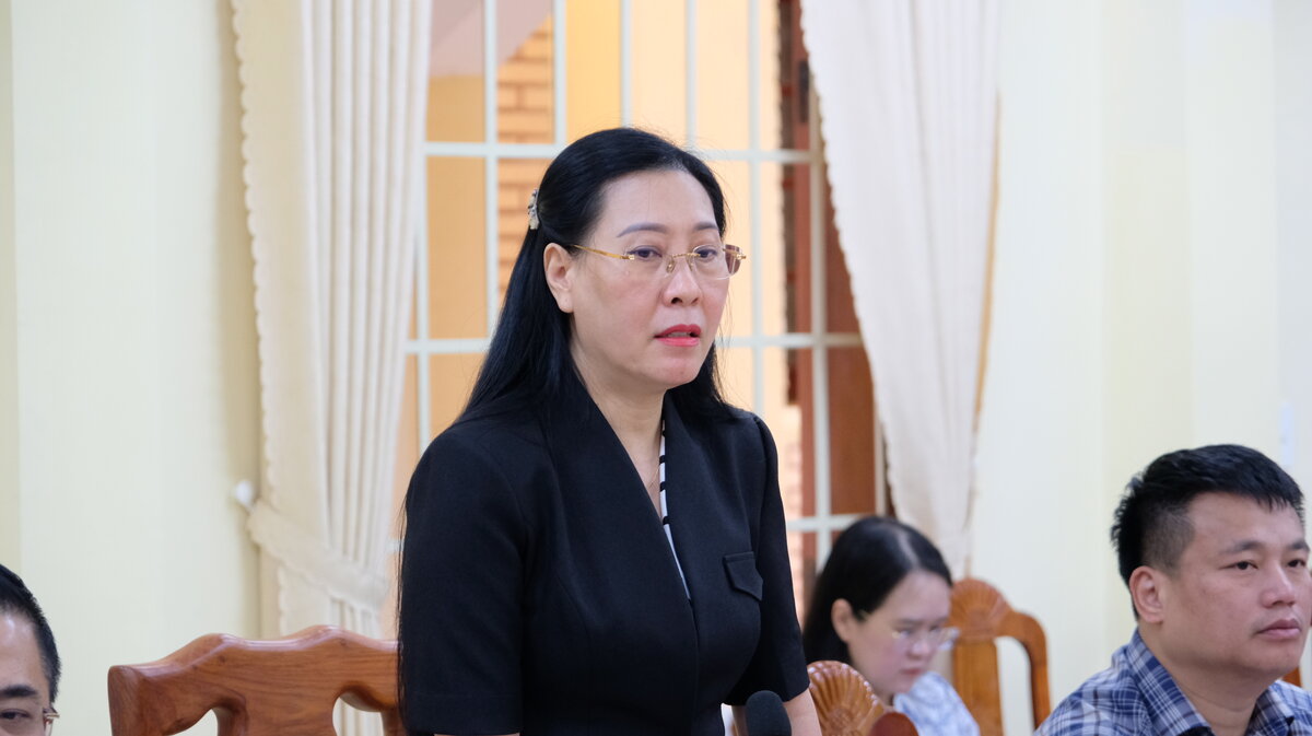 Bà Bùi Thị Quỳnh Vân - Bí thư Tỉnh ủy Quảng Ngãi phát biểu tại hội nghị. Ảnh: Viên Nguyễn.