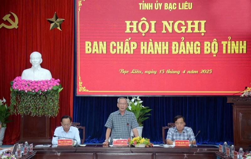 El Comite Ejecutivo del Partido de la provincia de Bajiao unifico su propuesta de organizar la maquina de gobierno de nivel comunal para obtener la opinion del pueblo. Imagen: El hombre vivo