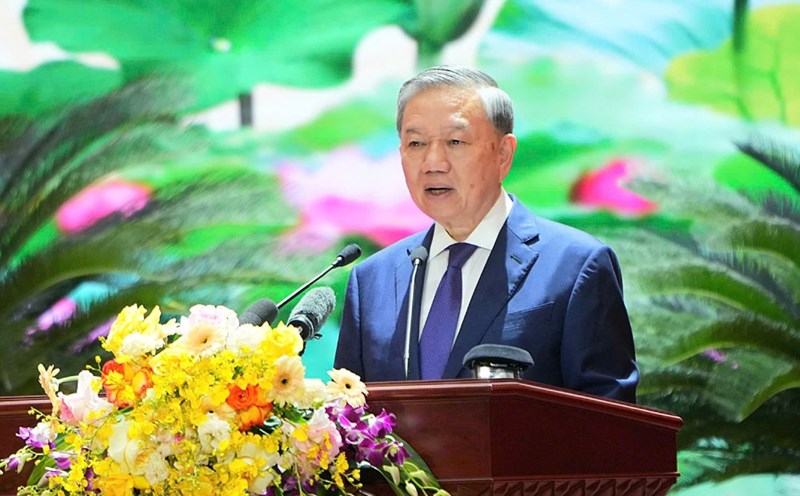 General Secretary To Lam emphasized that the trio needs to eliminate "corruption, waste and negative". Photo: Tran Vuong