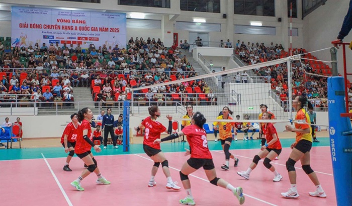 The national A -list volleyball tournament enters the 11th day. Photo: Hoang Thanh
