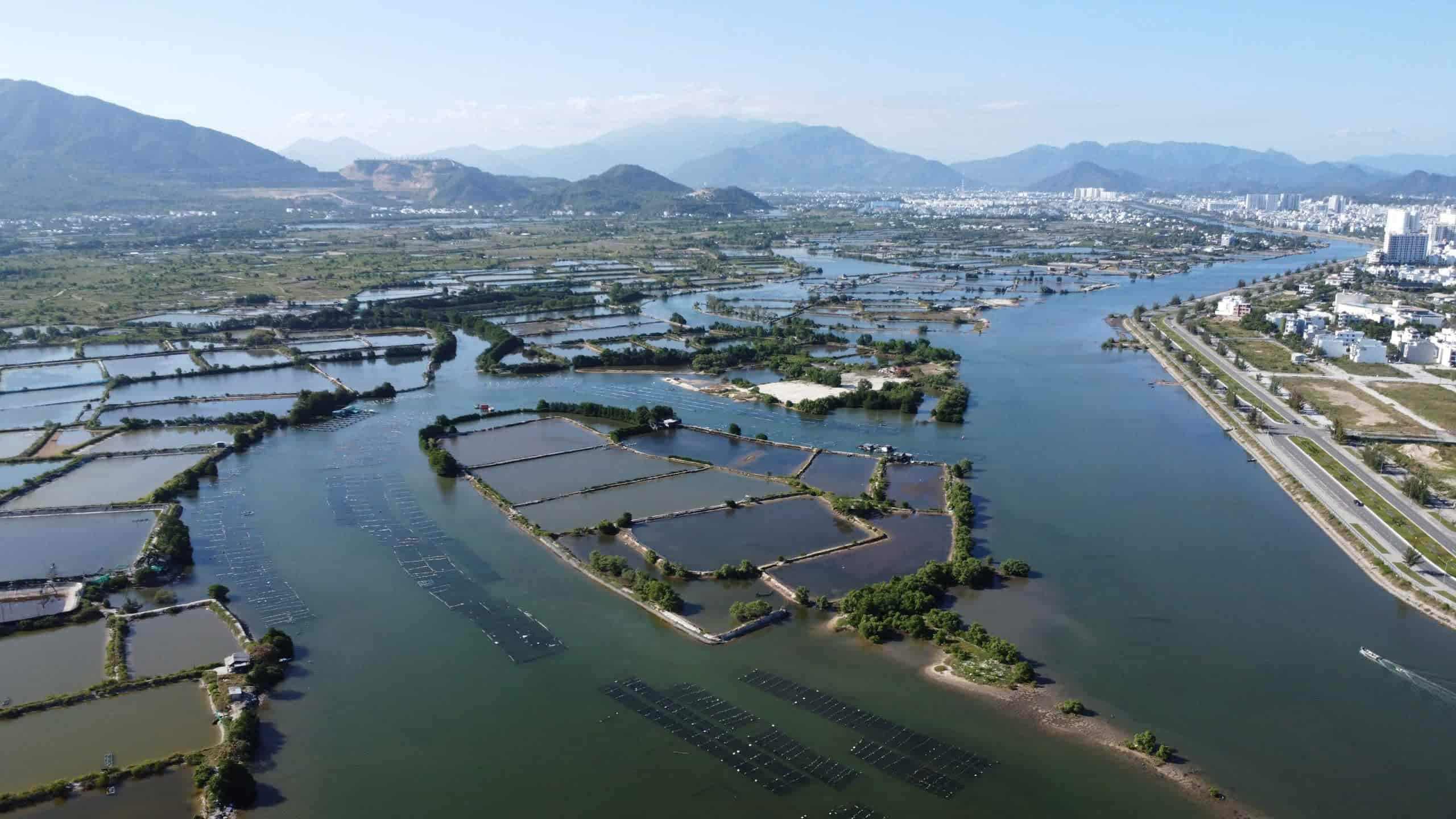 There has been a notice of land acquisition to implement a mixed urban area project in Nha Trang city. Photo: Huu Long
