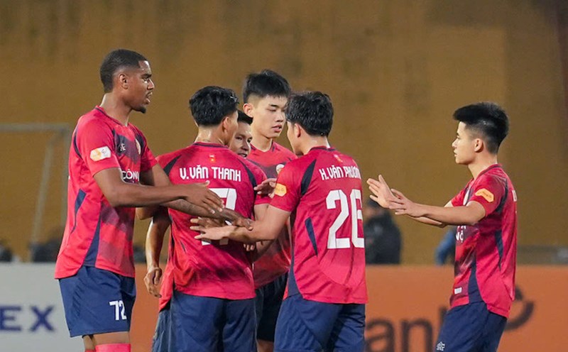 The Hanoi Police was backed by the V.League stone schedule to prepare for the match at the championship of Southeast Asian clubs. Photo: VPF