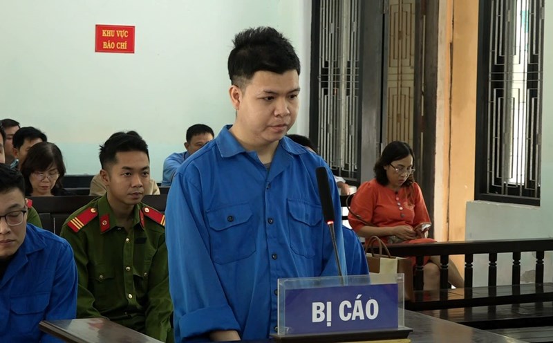 Defendant Nguyen Dang Vinh was sentenced to 19 years in prison for murder.