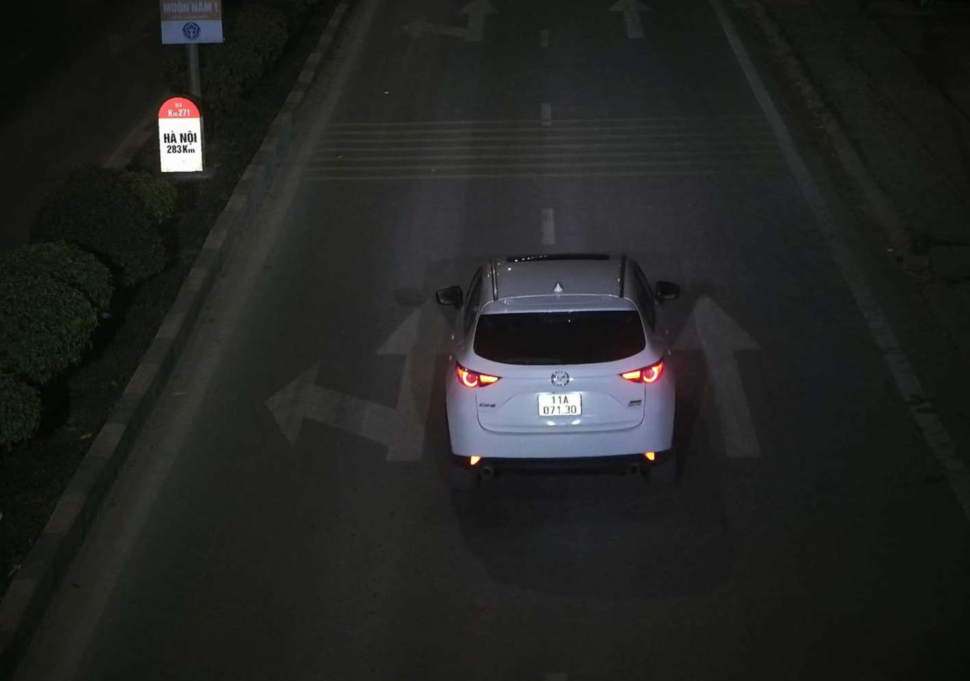 El vehiculo violara la velocidad de la ley, en el Km 271, en la carretera 3. El autor de la imagen: