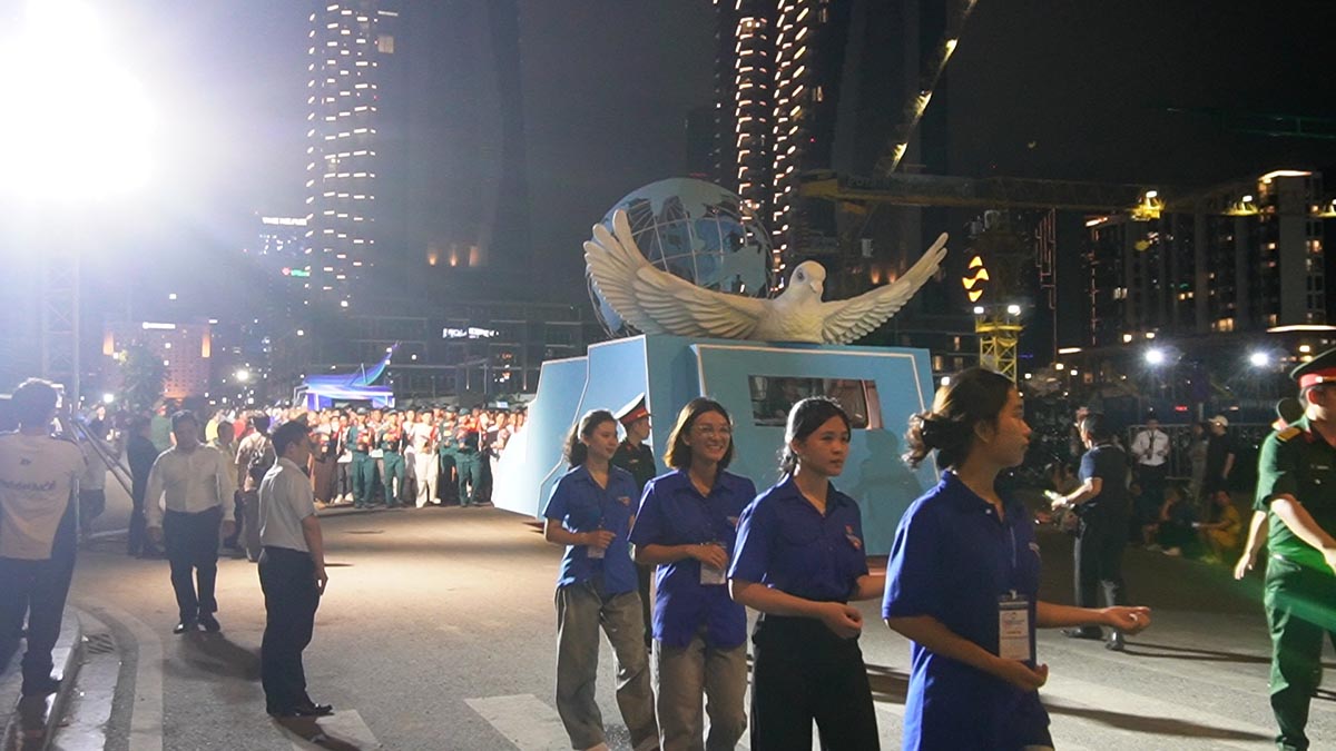 Thousands of people in 12 groups marched together before the April 30 grand festival.