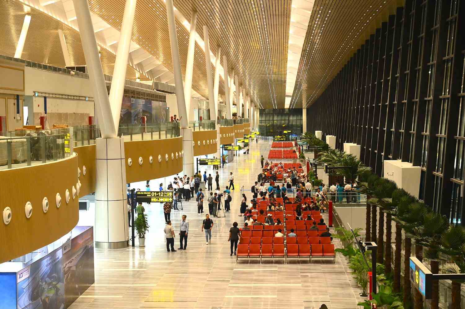 Tan Son Nhat T3 Terminal is one of the key traffic projects completed and exploited on the occasion of the 50th anniversary of the liberation of the South and National Reunification. Photo: ACV