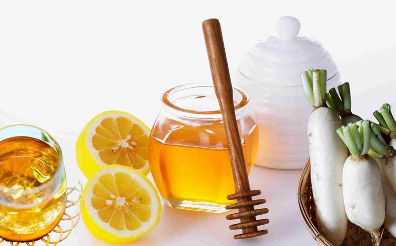 Some foods help remove fat and detoxify the body. Graphics: Ha May
