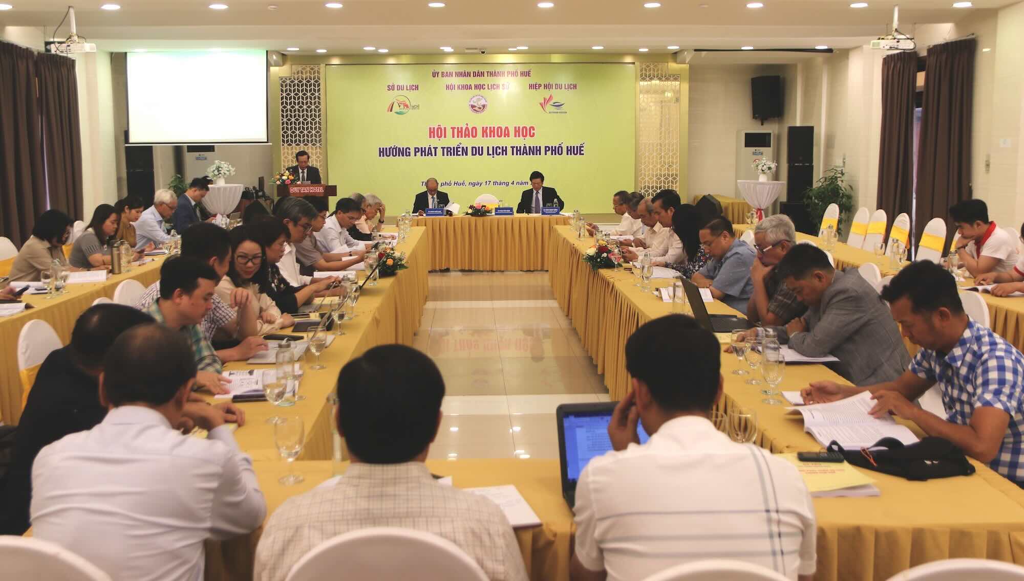 Quang canh Hoi thao Khoa hoc “Huong phat trien du lich TP Hue”. Anh: Nguyen Luan.