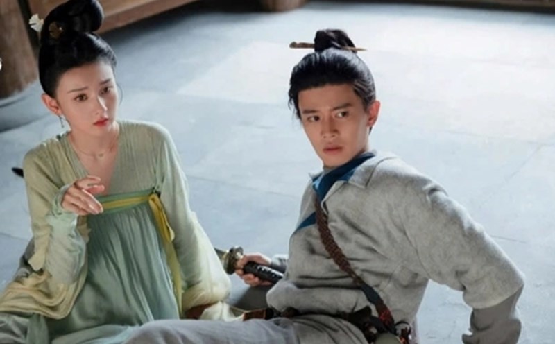 Ren Jialun and Tong To Nhi in the movie " Vo Phuoc". Photo: VieON.