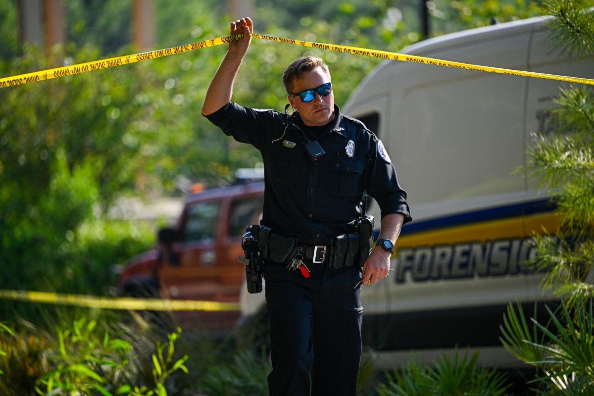 Policia en el lugar del tiroteo en la Universidad Estatal de Florida el 17 de abril de 2025. Imagen de AFP
