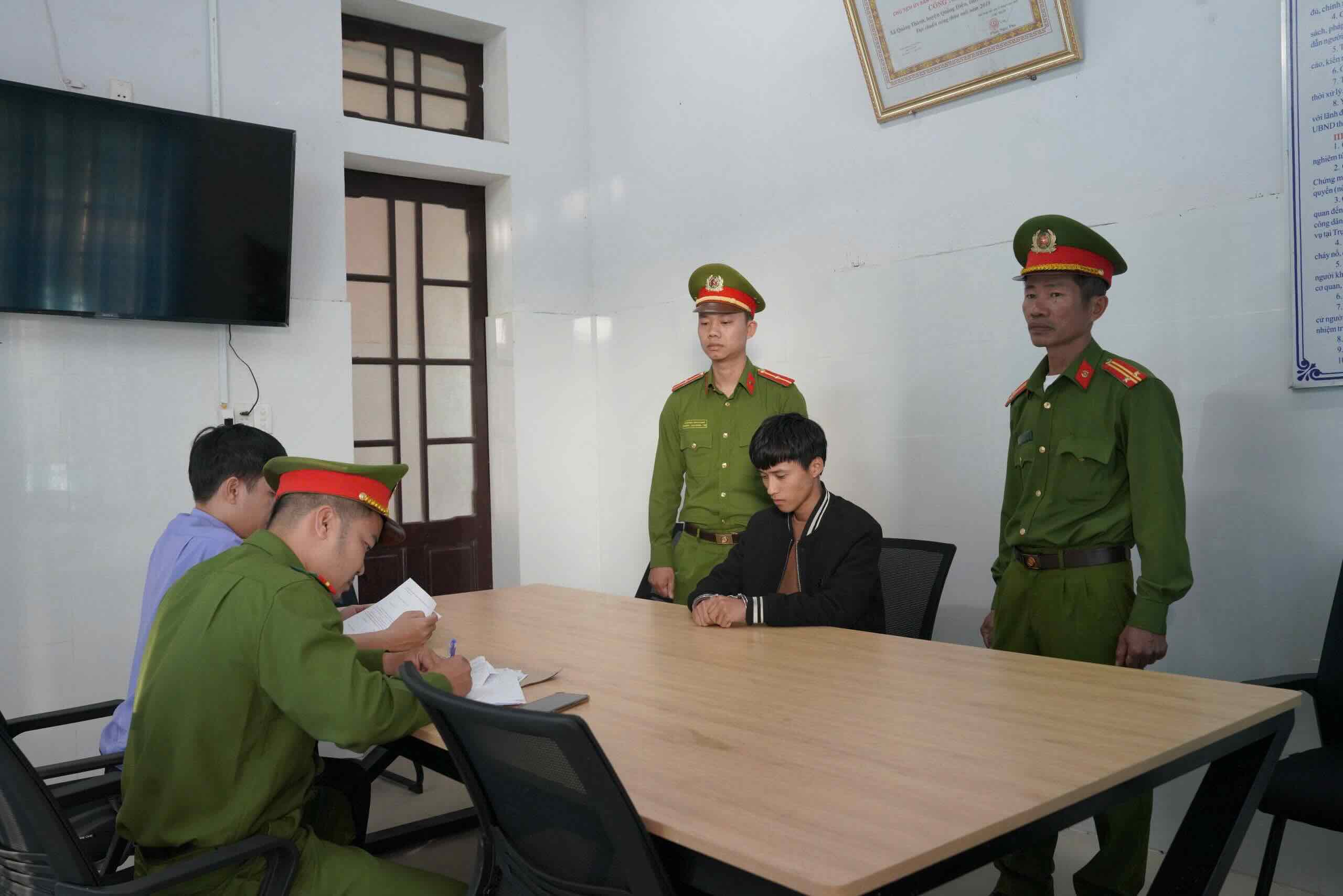 La policia trabaja con los ladrones de motos. Foto de la pagina web de la Universidad de Hong Kong.