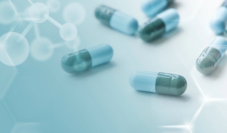 Causes of antibiotic resistance. Graphics: Thuy Duong