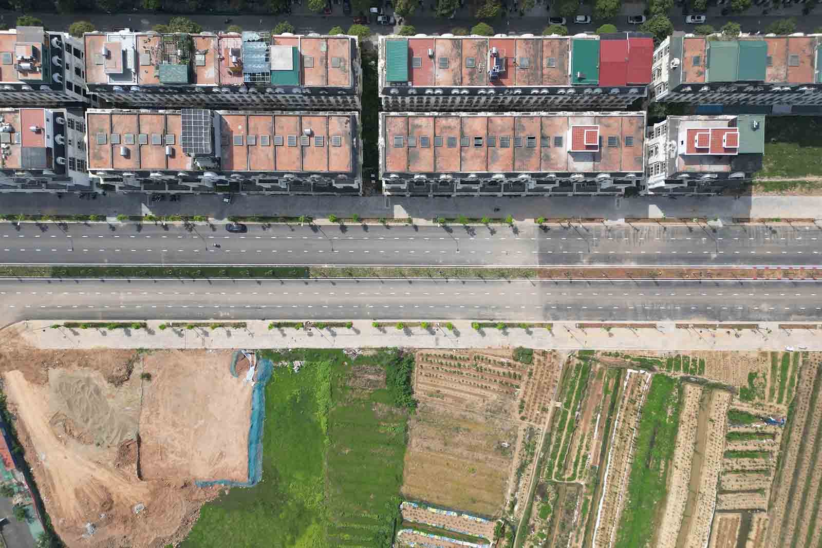 Tuyen duong rong 40m, dap ung 6 lan xe. Anh: Huu Chanh 