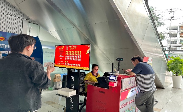 El Keno de tiradas rapidas se esta convirtiendo en una forma habitual de entretenimiento para los empleados. El Sr. Vietlott