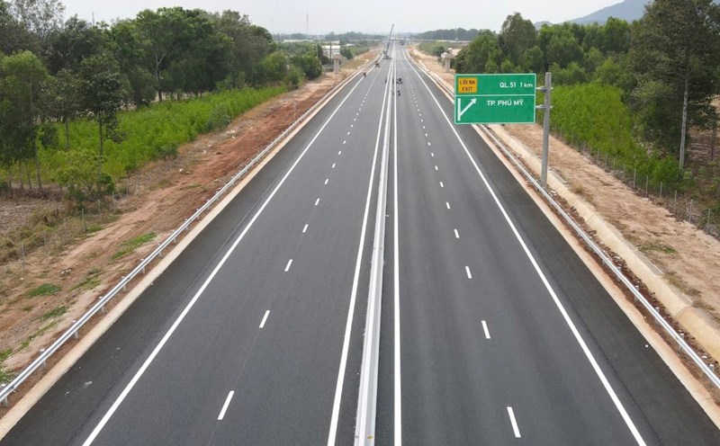 Component 3 project of Bien Hoa - Vung Tau expressway was opened to technical traffic on April 19. Photo: Thanh An
