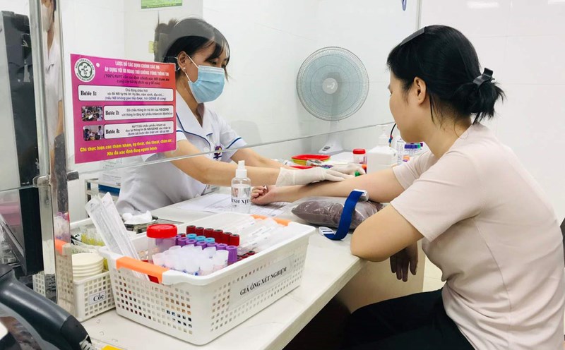 Patients coming for examination and treatment at Bach Mai Hospital must ensure that they are not prescribed functional foods. Illustrative photo: The Anh
