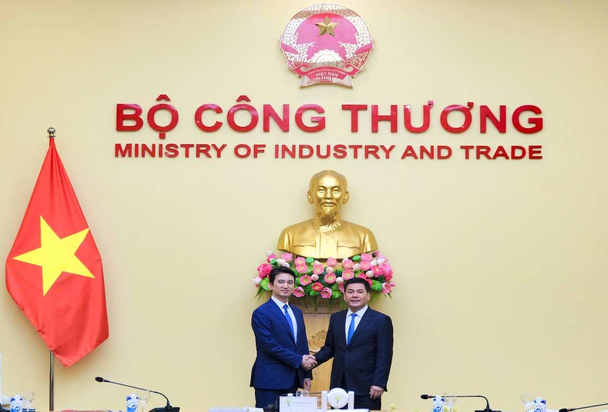 El grupo SK (Corea del Sur) desea ser asociado para desarrollar plantas de energia de GNL. Imagen: Ministerio de Comercio y Comercio