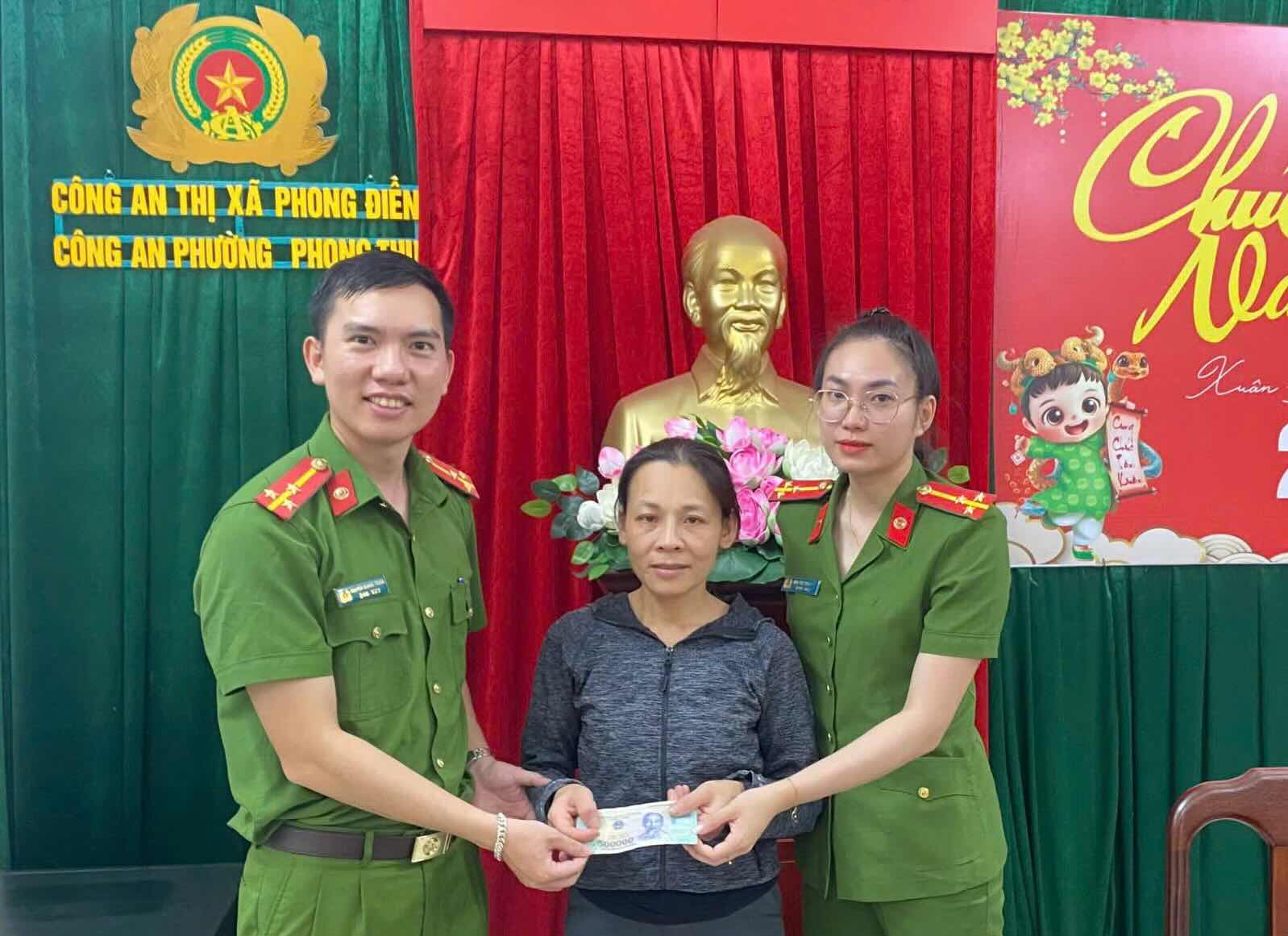 La policia verifico la restitucion de los bienes a los que se habian caido. Foto: M. El origen
