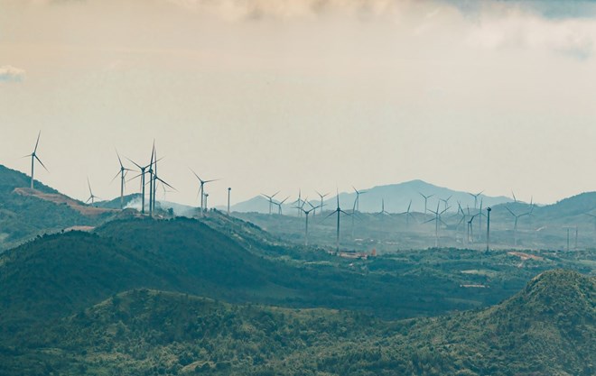 The renewable energy project is a wind power plant that is developing strongly in the mountainous areas of Quang Tri province. Photo: H.Nguyen