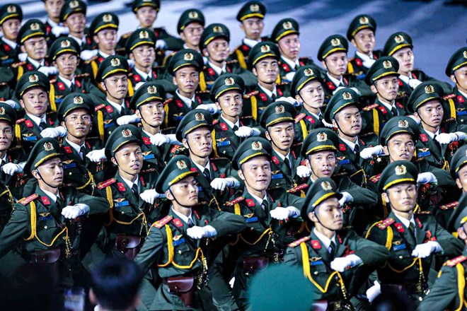 Hình ảnh mãn nhãn trong đêm hợp luyện diễu binh ở trung tâm TPHCM