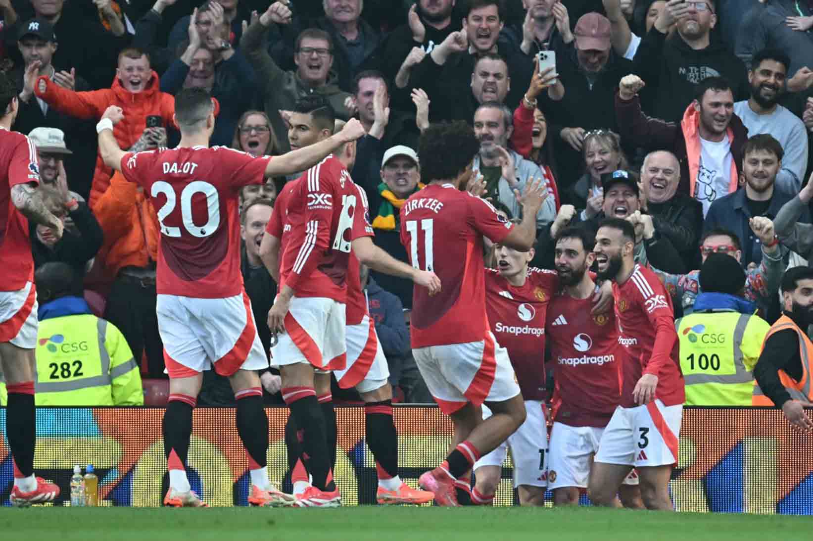 Man United van dang tren hanh trinh chinh phuc Europa League. Anh: AFP