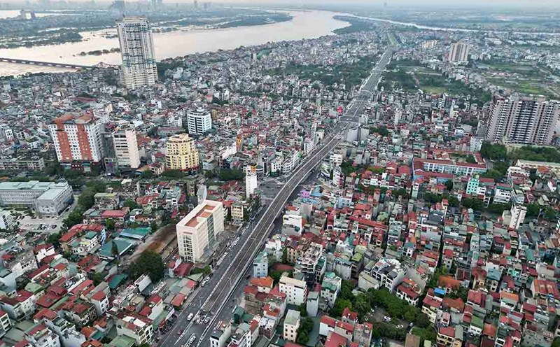 13 wards in Long Bien district will be arranged into 4 wards. Photo: Huu Chanh