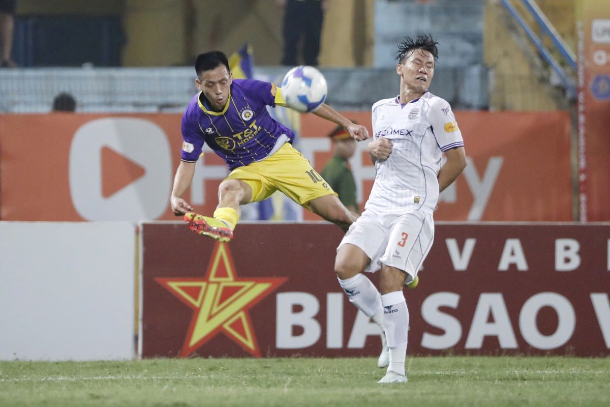 Binh Duong vs Hanoi FC created the most notable match of round 19 of LPBank V.League 2024-2025. Photo: VPF