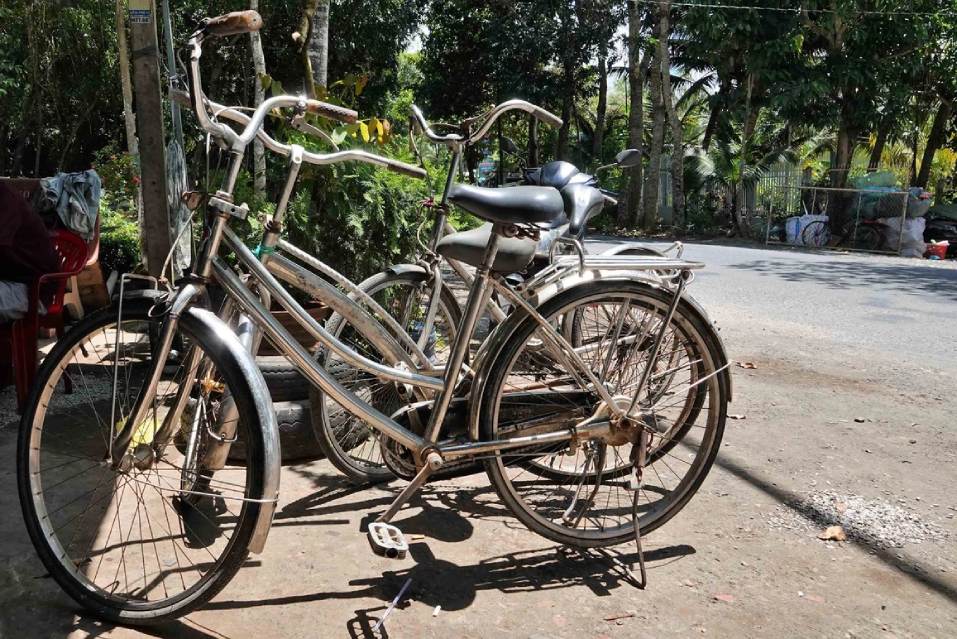 Nhung chiec xe duoc ong tan trang lai. Anh: Ta Quang
