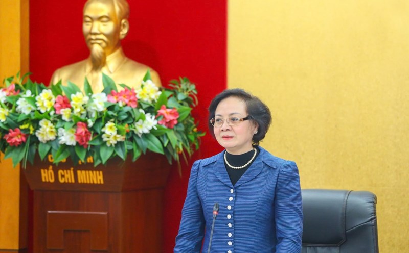 Minister of Home Affairs Pham Thi Thanh Tra informed about the time of operation at the provincial and commune levels after the reorganization and reorganization. Photo: Ministry of Home Affairs
