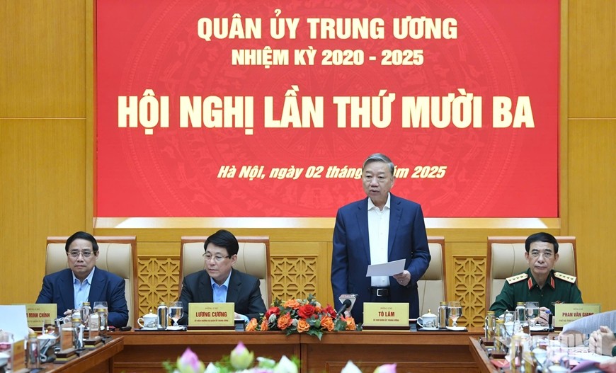 General Secretary To Lam - Secretary of the Central Military Commission - chaired the 13th Central Military Commission Conference, term 2020-2025. Photo: QDND