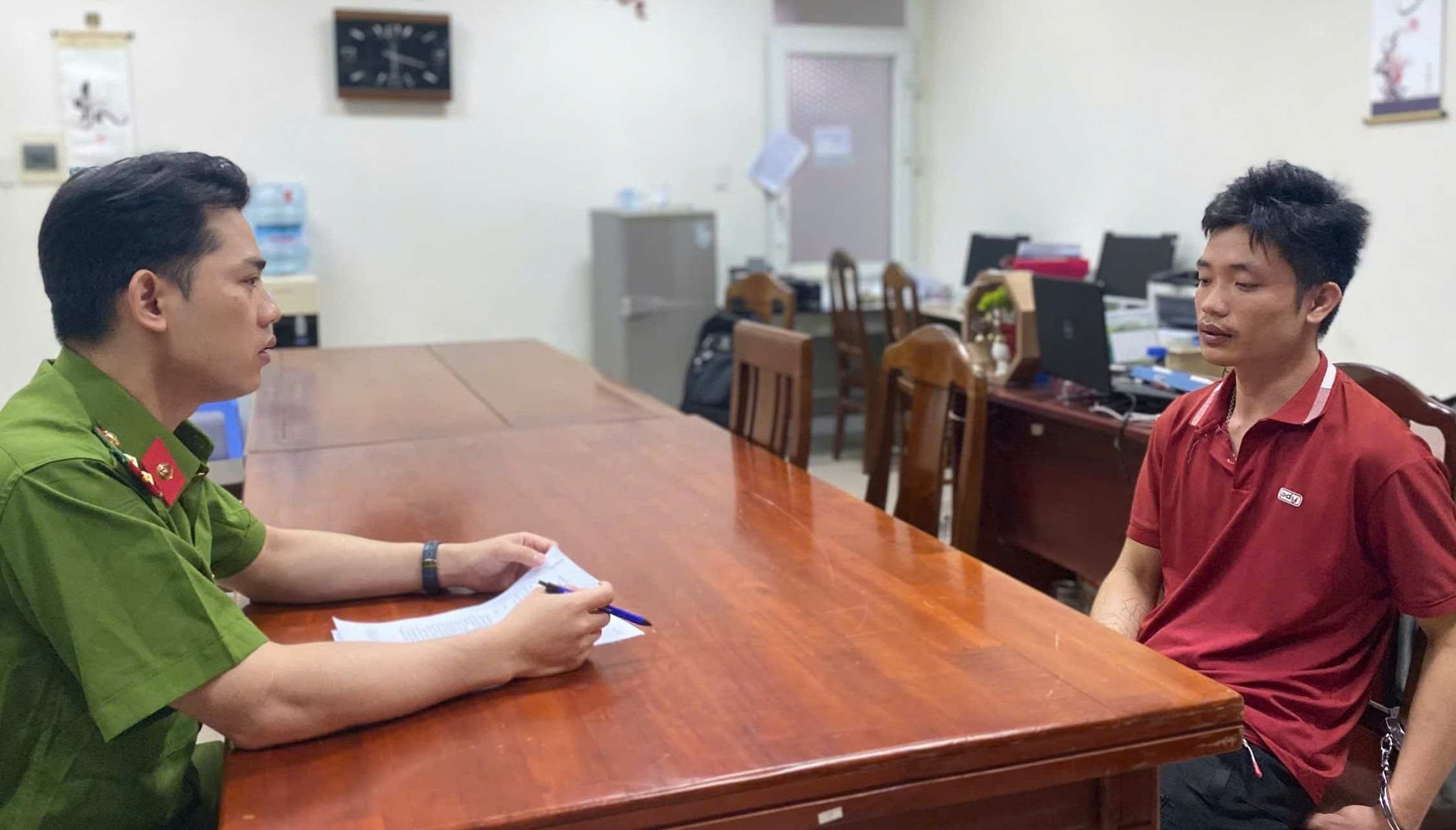 Nguyen Xuan Thien An (32 years old) has just been arrested by Da Nang Police for robbery. Photo: Bao Ngoc