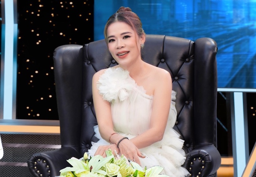 El cantante de la cancion. Foto de la productora Jet.