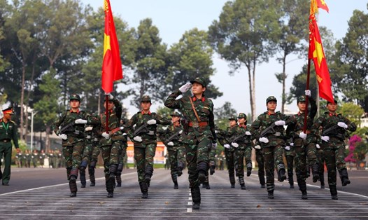 Dự kiến có hơn 13.000 người tham gia diễu binh, diễu hành tại lễ kỷ niệm 50 năm Ngày Giải phóng miền Nam, thống nhất đất nước.  Ảnh: Anh Tú