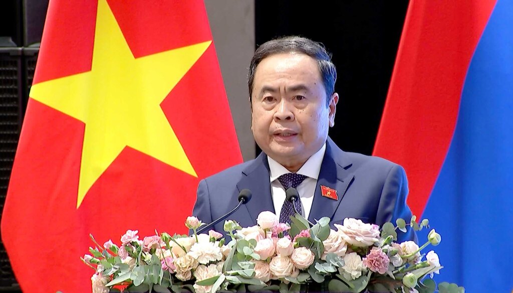 Politburo member and National Assembly Chairman Tran Thanh Man speaks at the Vietnam - Ukraine Business Forum. Photo: Quochoi.vn