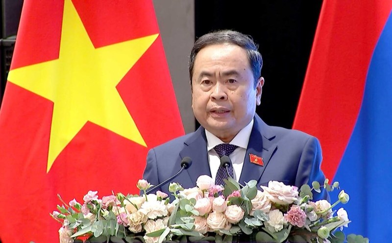 Politburo member and National Assembly Chairman Tran Thanh Man speaks at the Vietnam - Ukraine Business Forum. Photo: Quochoi.vn