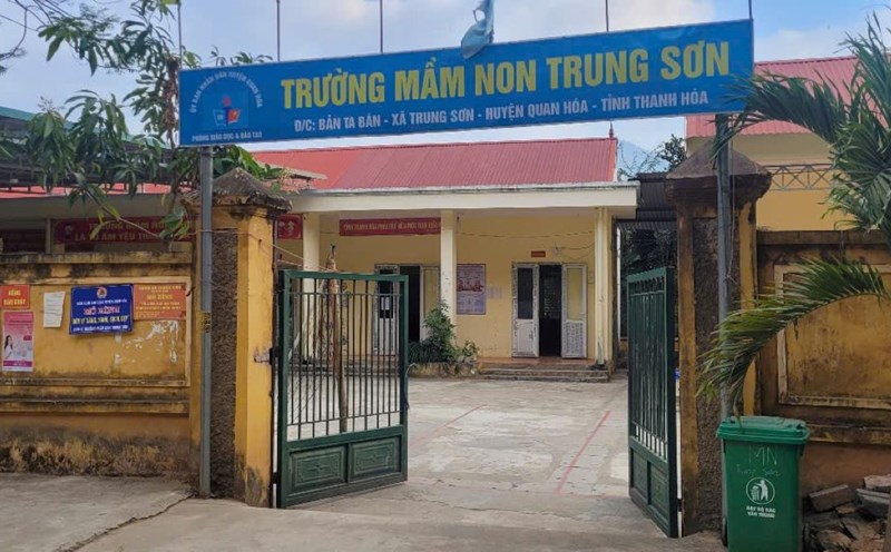 The authorities directed the investigation of the incident, the Principal of Trung Son Kindergarten ( Quan Hoa district, Thanh Hoa) was accused of many violations and insulting teachers. Photo: Minh Hoang