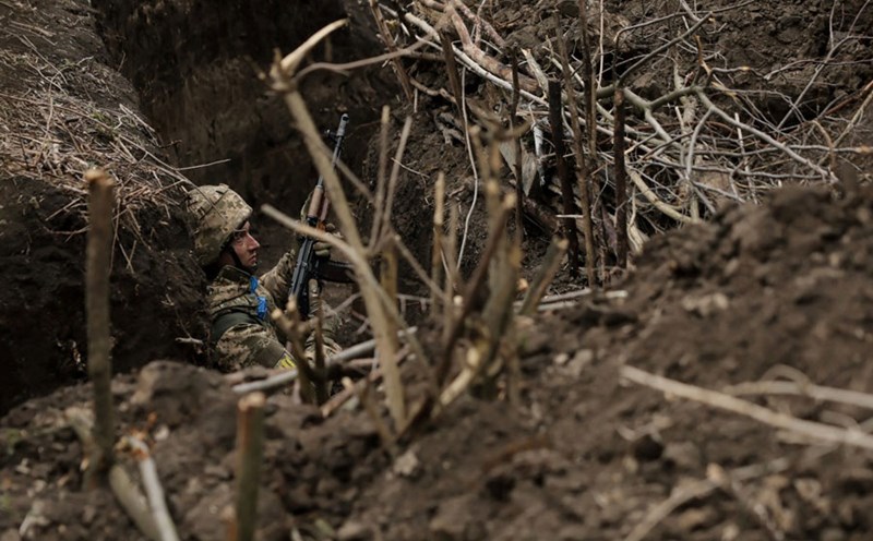 Ukrainian soldiers on the battlefield. Photo: AFP