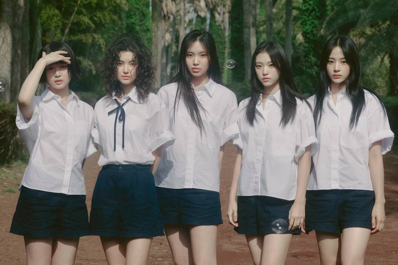 El grupo femenino Kpop NewJeans. Foto de la pelicula Bubble Gum