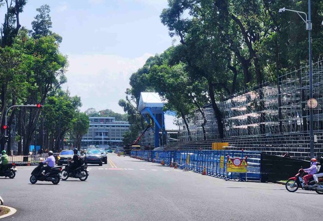 Many roads in the city center will be restricted to traffic in the afternoon and evening of April 20. Photo: Minh Quan