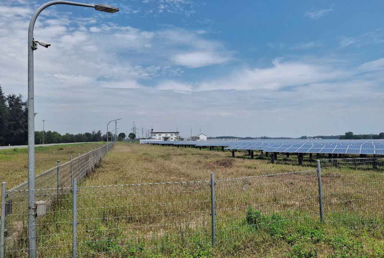 The Cam Hoa solar power project in Ha Tinh has been in operation since 2019. Photo: Tran Tuan.
