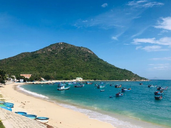 Un rincon de la bahia de Ninh Van de la Junta. Imagen de Fu Linh